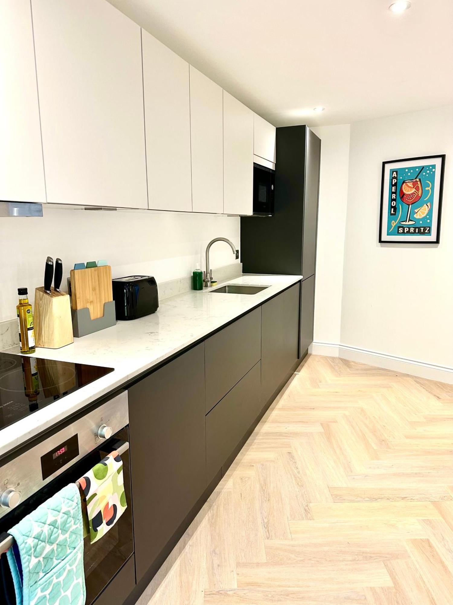 Rye Brand New Apartment Eksteriør bilde