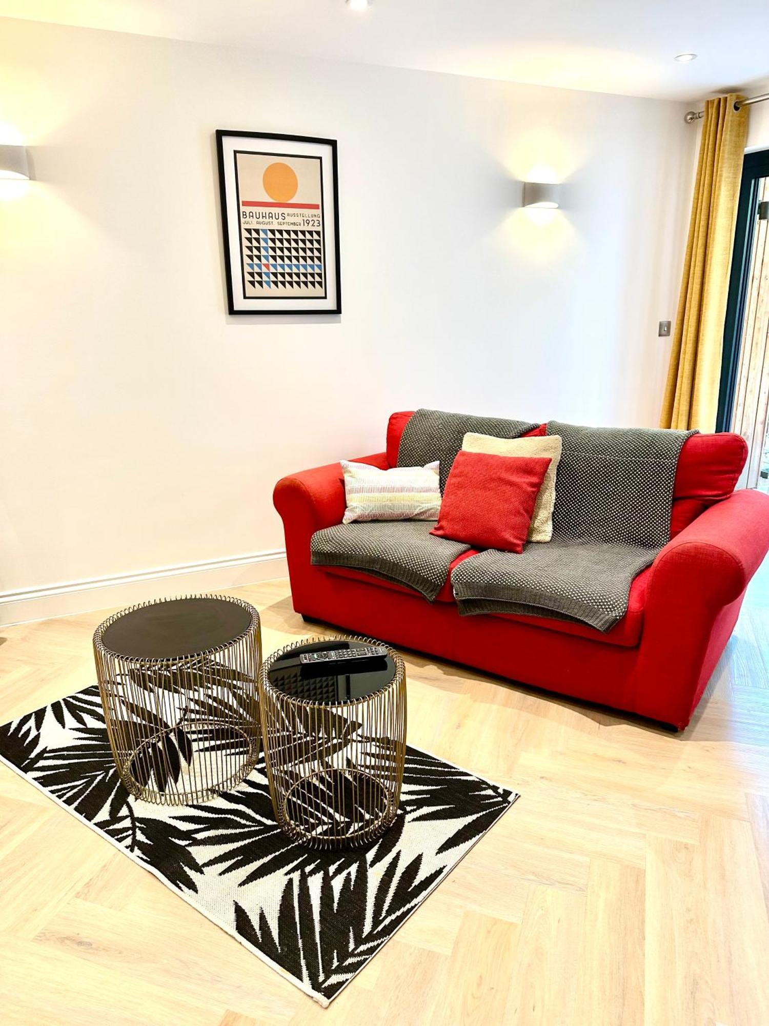 Rye Brand New Apartment Eksteriør bilde
